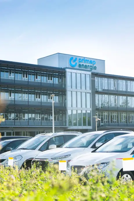 We make homes smarter, mobility more sustainable, and motivate people to use energy more efficiently. We develop energy solutions for private and business customers, electricity supply companies, cities and communes.